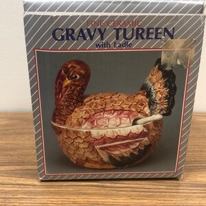 Anthropologie Fall Classic Fine Ceramic Thanksgiving Harvest Turkey Gravy Tureen